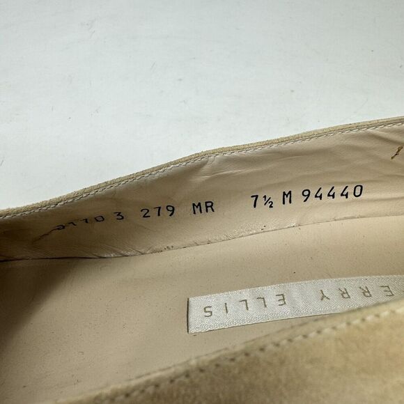 Perry Ellis‎ Nude Portfolio Suede Kitten Heel Size 7.5 - Picture 4 of 8